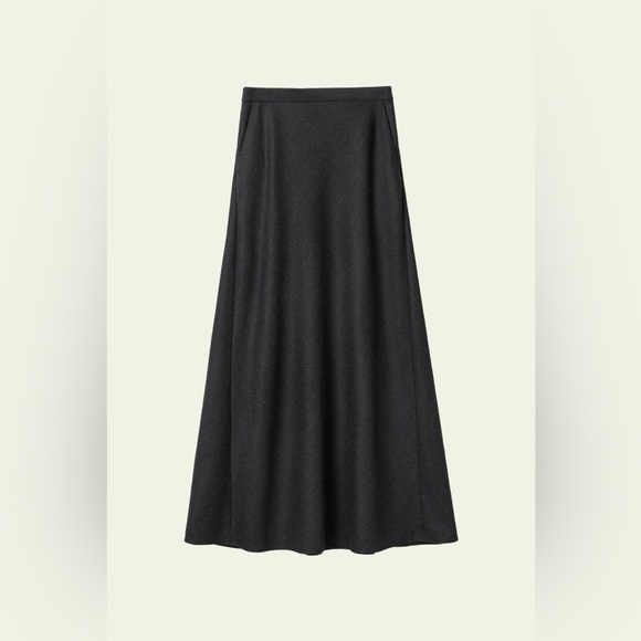 Silk/Wool Charcoal Midi Skirt, Size M - Picture 2 of 11